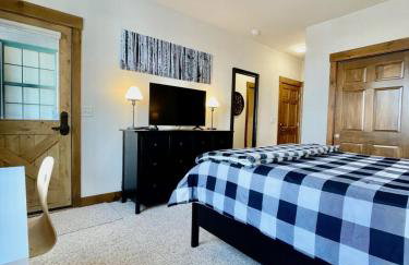 2 BR Basecamp Bliss at Kicking Horse Near Ski Hill - Foto 8