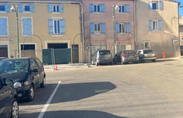 appartement. 2 à 4 pers. lit Queen-size. Au calme. - Foto 14