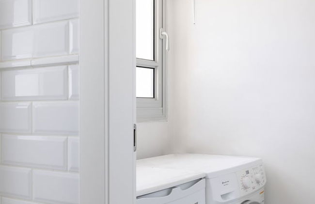 Bauhaus Boutique by TLV2rent - Photo 71