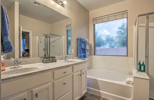 Sunny Surprise Vacation Rental with Pool, Near Golf! - Foto 15