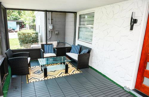 KLIZZ Suites - Photo 62