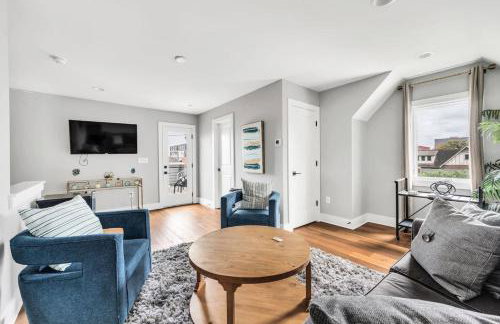 Luxury and Spacious Home with Private Garage and Fire Pit - Foto 33