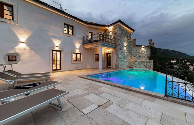 Amazing Villa With Pool, Wellness and Stunning View - Foto 35