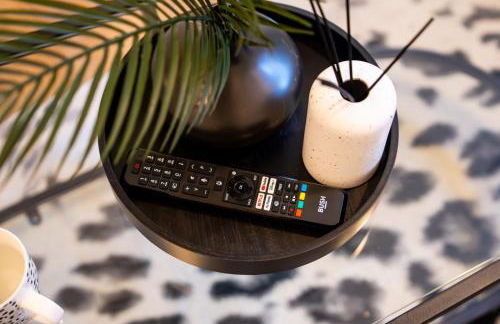 The Tudor Escape - 3 Bedroom House in Canterbury City Centre with Parking - Foto 40