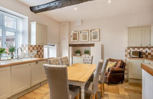 Greenhill Farmhouse - Photo 7