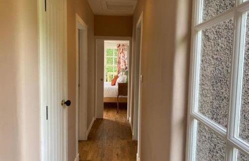 South Lodge with Hot Tub - Foto 28