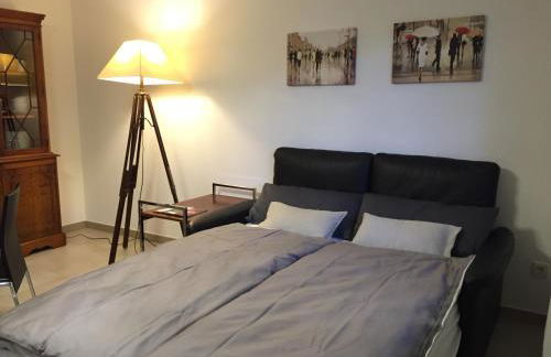 Apartment - zentrumsnah, eigener Parkplatz und großer Balkon ins Grüne - Foto 5