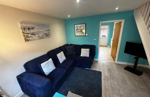 Lovely 2-bedroom Seaside Retreat with Free Parking - Foto 14