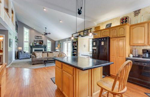 Spacious Family Home Near Lake of the Ozarks! - Foto 8