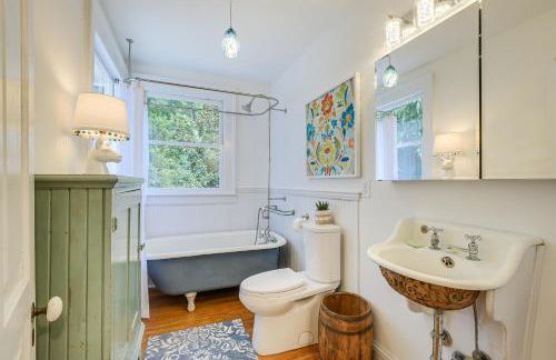 Historic and Charming Pittsboro Home with Fireplaces - Photo 21