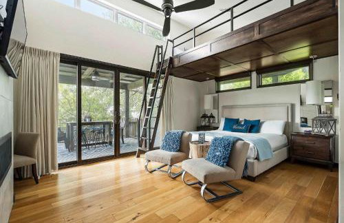 Charming Lake Getaway with Loft - Pickleball & BBQ - Foto 1