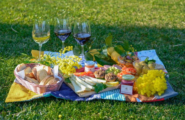 Visita a una cantina di Partinico - Foto 1