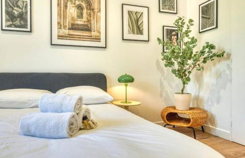 Le Basalte - Lumineux studio - parking privé - wifi - proche métro B - Foto 10