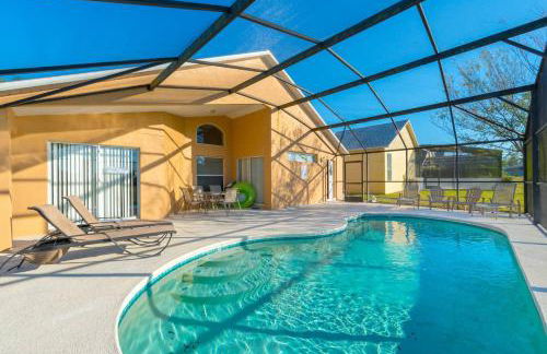 Queenie's Palace - Photo 1