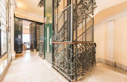 M&F Apartaments Gran Via - Photo 19