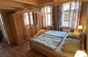 Altstadt Apartment Zittau - stilvolle familienfreundliche Ferienwohnung 78qm am Zittauer Museum und Zittauer Gebirge im Herzen der Oberlausitz mit eigenem Parkplatz ideal zum Wandern im Dreiländereck - Foto 32