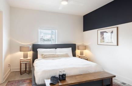 Sleeps 28 2 Units Near DT Nashville Outrider by AvantStay - Foto 42