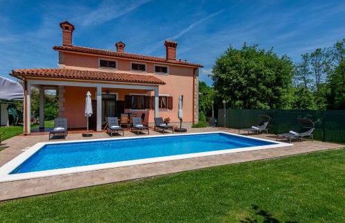 Villa Ornela, summer and sun, ideal for families and pets! - Foto 2