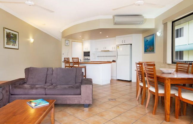 The Mediterranean Beachfront Apartments - Foto 27