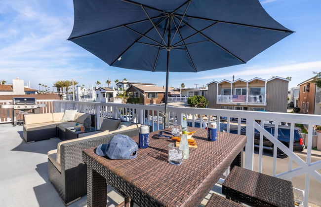 Ocean Breeze Buyout by Avantstay Steps to Beach - Photo 47