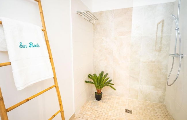 Villas Sun Rock - Photo 13