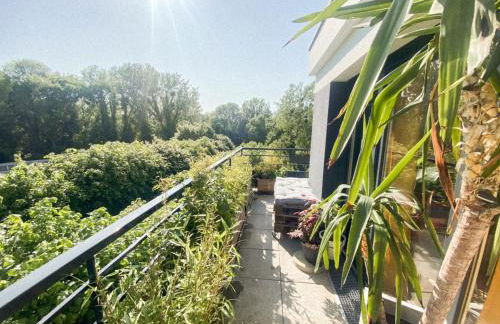 L'Olympique: appartement cosy, vue canal grande terrasse et parking - Foto 5