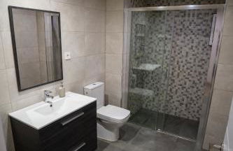 Cómodo piso cerca del Aeropuerto by beBalmy - Foto 20