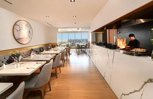 Three-bedrooms, Oakwood Apartments Pik Jakarta - Foto 20