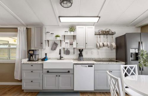 3 Bedroom, Comfy Home Dade City, Gated Community - Foto 17