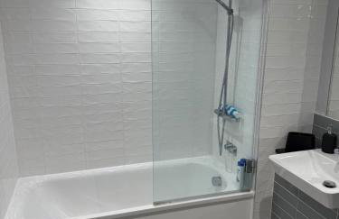 Cozy 1 bed Apartmrnt Luton Airport - Foto 32