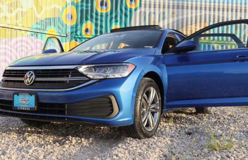 Prolific Blue Oasis near Med Ctr Dwntwn Galleria - Photo 52