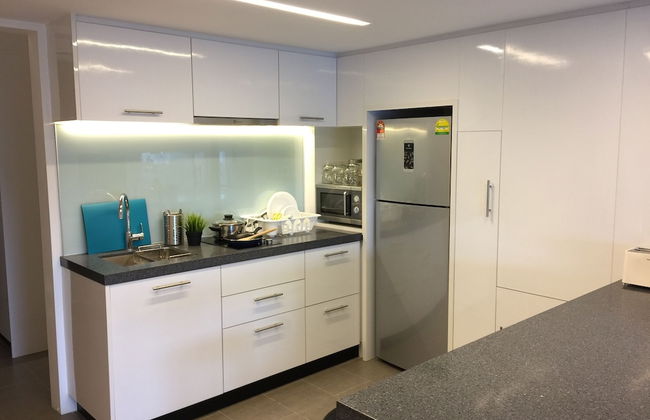 Establishement By Sleepy Bear - Foto 37