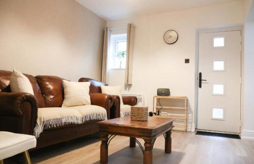 Britannia Lodge - Photo 10