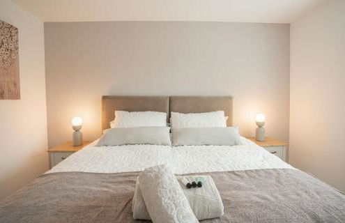 Stylish 2-Bedroom Home, Guests 5, Fast Wi-Fi, Near NEC & BHX - Foto 7