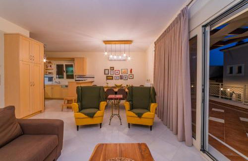 Estella Villa with Pool, Children Area, BBQ & Magnificent Views! - Photo 26