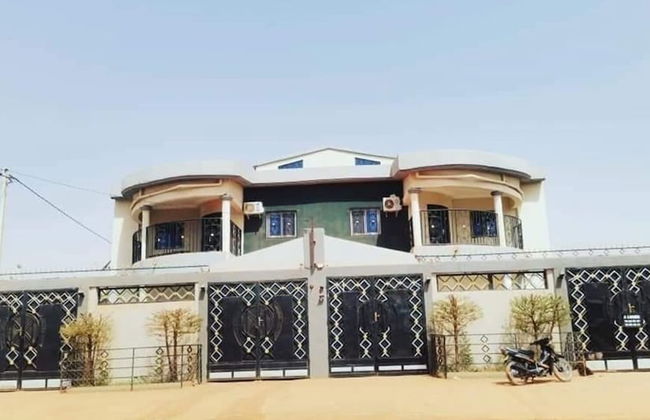 Villa Amina Splendid and Elegant - Photo 27