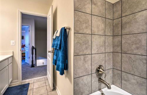 Riverside House with Kayaks, Piano and Fireplace - Foto 22