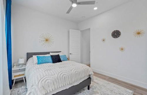 Pet-Friendly 2BR l Private Baths l Stylish Stay - Foto 22