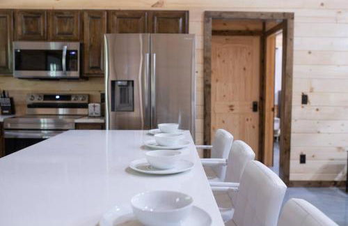 The NEW Luna Lodge in Broken Bow - Foto 21