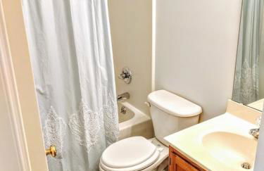 RARE Downtown Matthews walk 2 shops restauraunts hike CLT 2 Bedroom not 3br - Foto 15