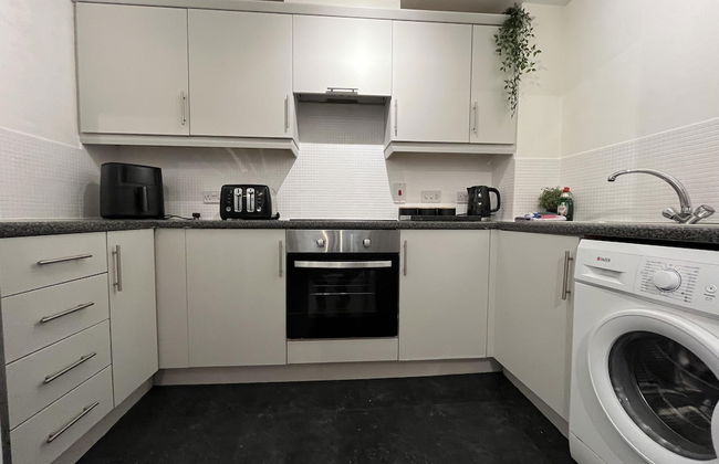 Modern Spacious Apartment in Private Grounds - Foto 5