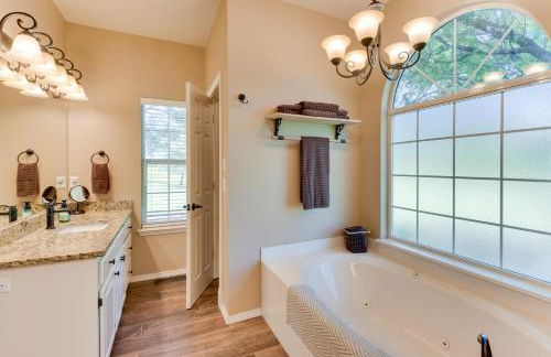 15-Acre Retreat near Dtwn Tulsa and Skiatook Lake - Foto 15