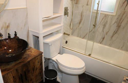 Spacious & Elegant 2 bedroom apartment in the heart of Uniondale - Foto 18