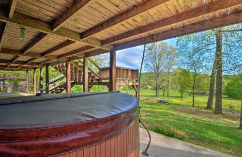 Cozy Trenton Cabin with Spa about 15 Mi to Lookout Mtn! - Foto 3