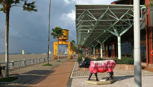 Guajará Bay promenade
