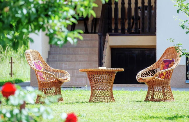 Quiet Country Side Cottage with Private Garden & WiFi near Nature Park Velebit - Foto 8