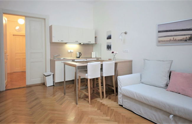 City Castle Aparthotel - Foto 14