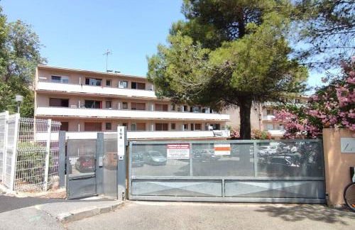 MICHELET Studio climatisé avec balcon et parking ferme - Photo 14