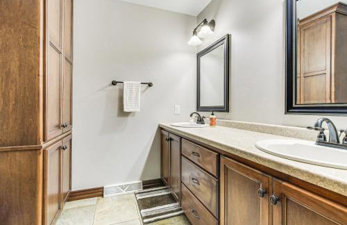 8 Mi to Lambeau Field Family Home in De Pere! - Foto 17