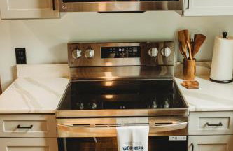 Bell Tower Suite Private Riverfront Stay Near Charleston WV - Foto 16